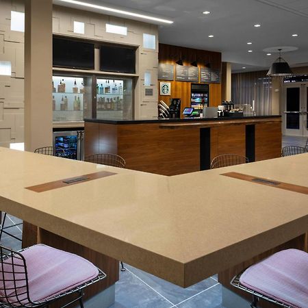 Courtyard By Marriott Indianapolis West-Speedway Hotell Eksteriør bilde