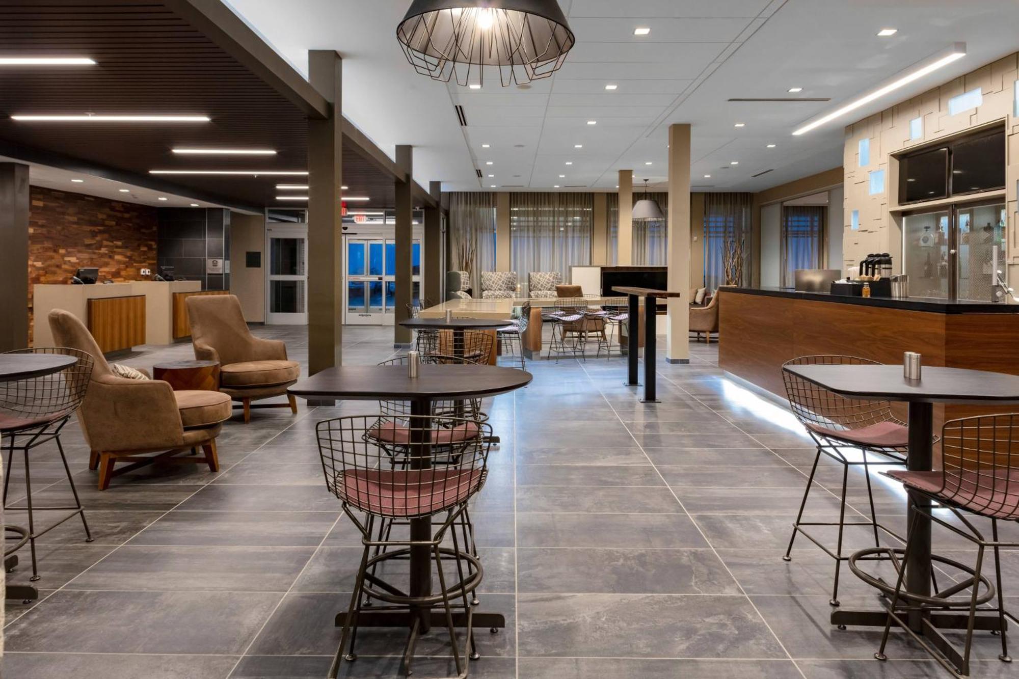 Courtyard By Marriott Indianapolis West-Speedway Hotell Eksteriør bilde