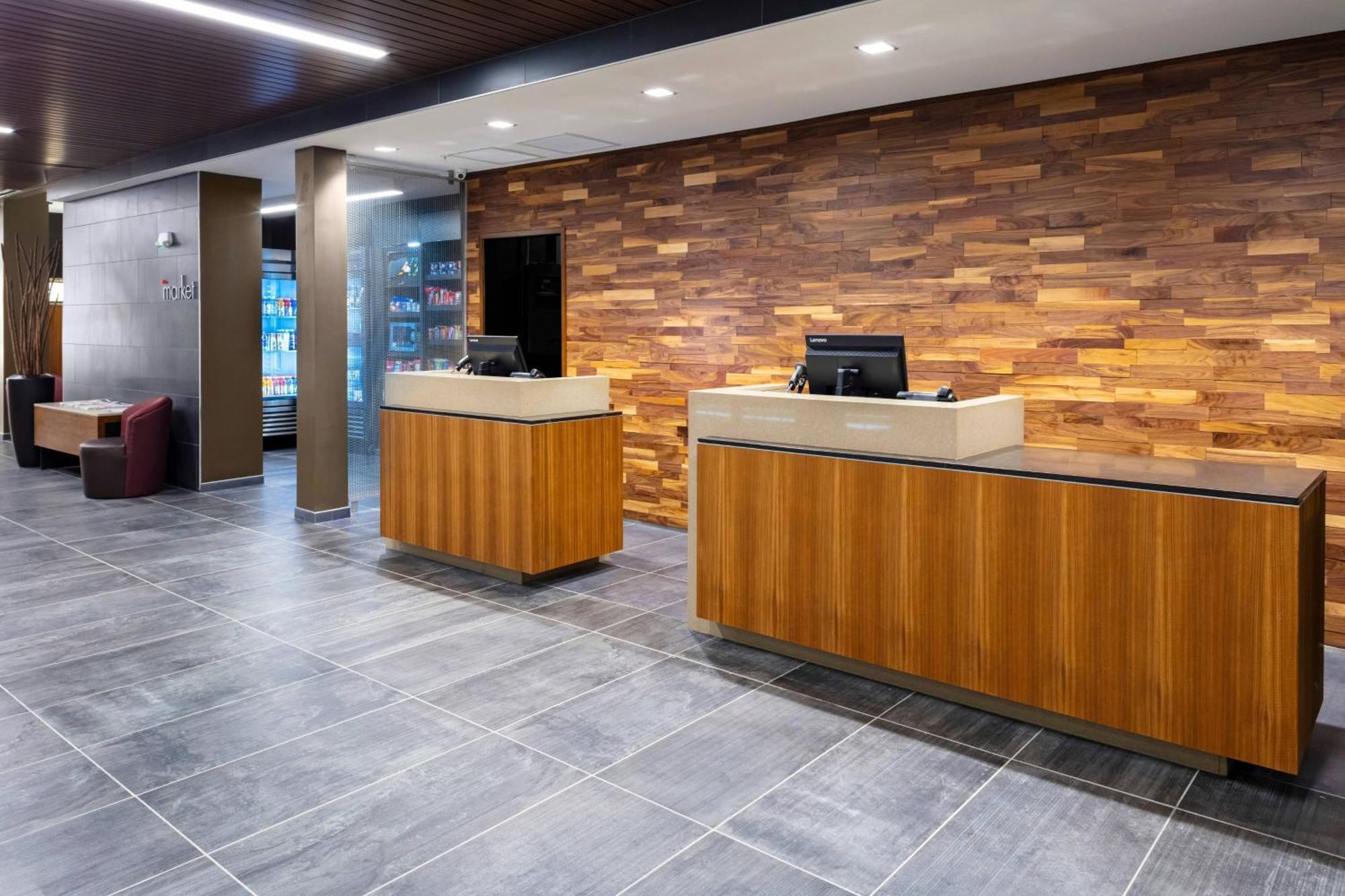 Courtyard By Marriott Indianapolis West-Speedway Hotell Eksteriør bilde